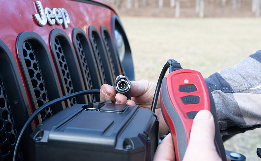 Gladiator R-Type 12500 Electric Winch - 12v Steel Rope